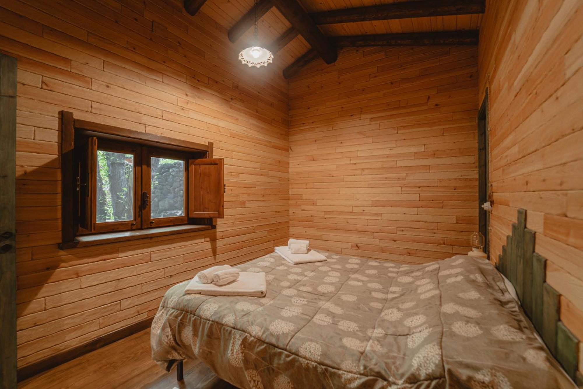 Matilde'S Chalet Etna Nature House Nicolosi Exterior photo